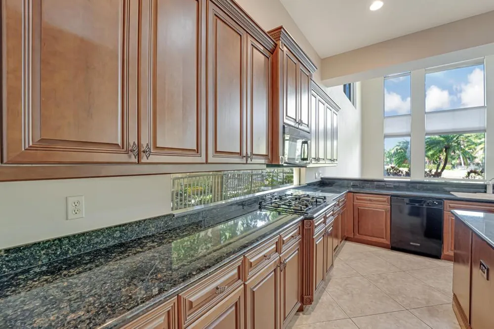 10513 Versailles Boulevard Wellington, FL 33449