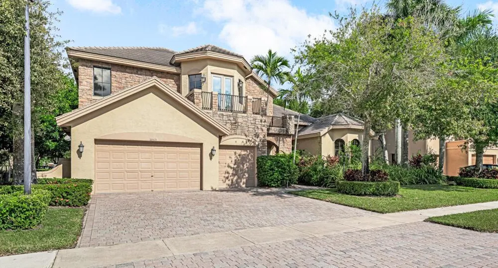 10513 Versailles Boulevard Wellington, FL 33449
