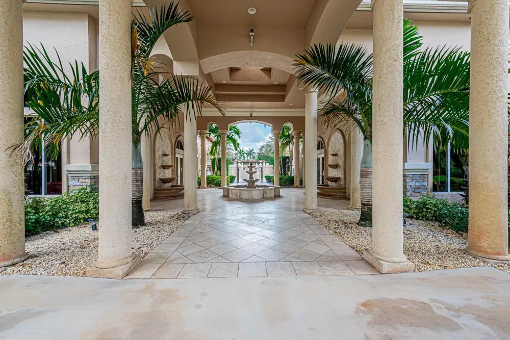 10513 Versailles Boulevard Wellington, FL 33449