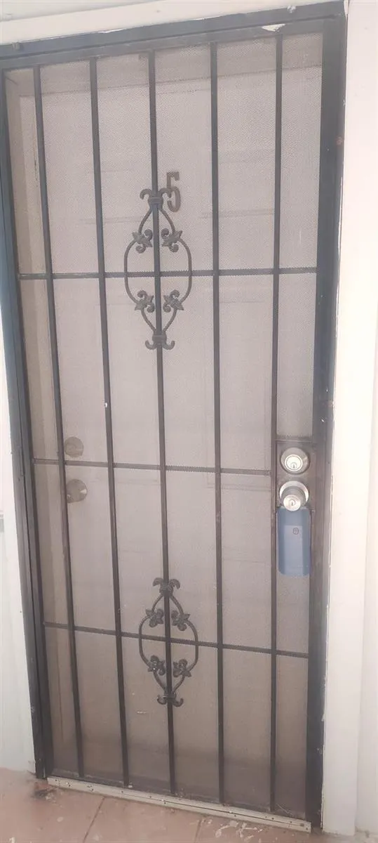 31 Edmund Road ##5 West Park, FL 33023