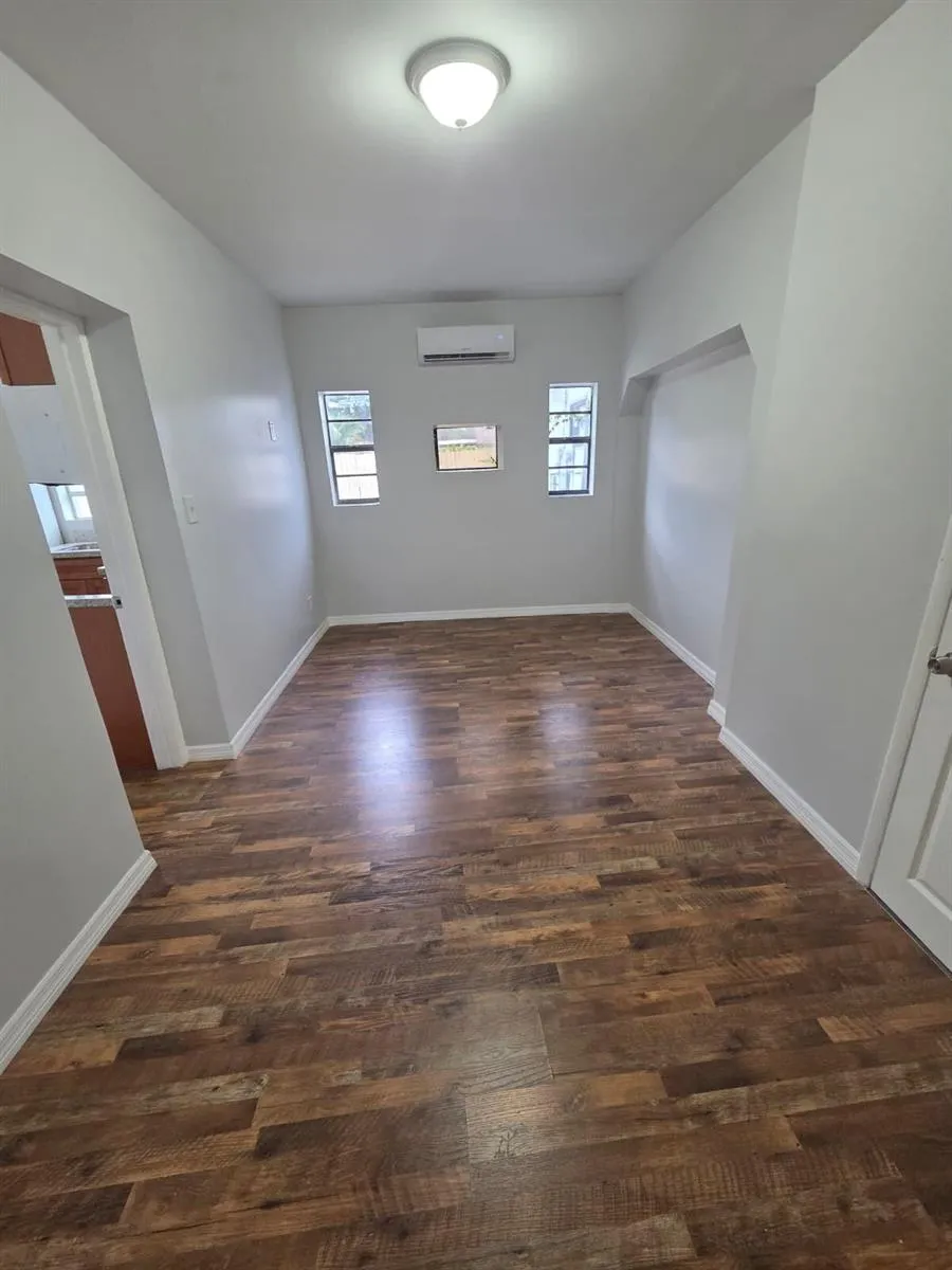 31 Edmund Road ##5 West Park, FL 33023