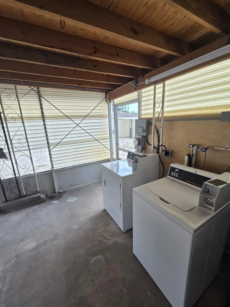 31 Edmund Road ##5 West Park, FL 33023