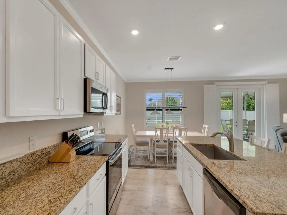 10105 Verona Manor Vero Beach, FL 32966
