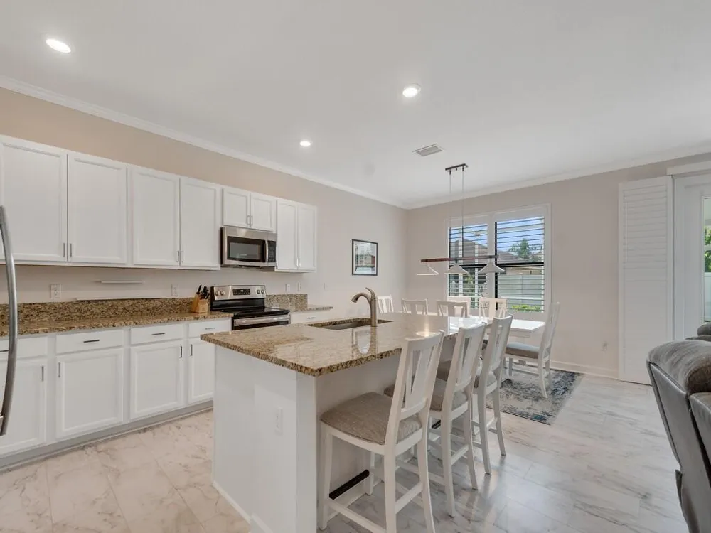 10105 Verona Manor Vero Beach, FL 32966