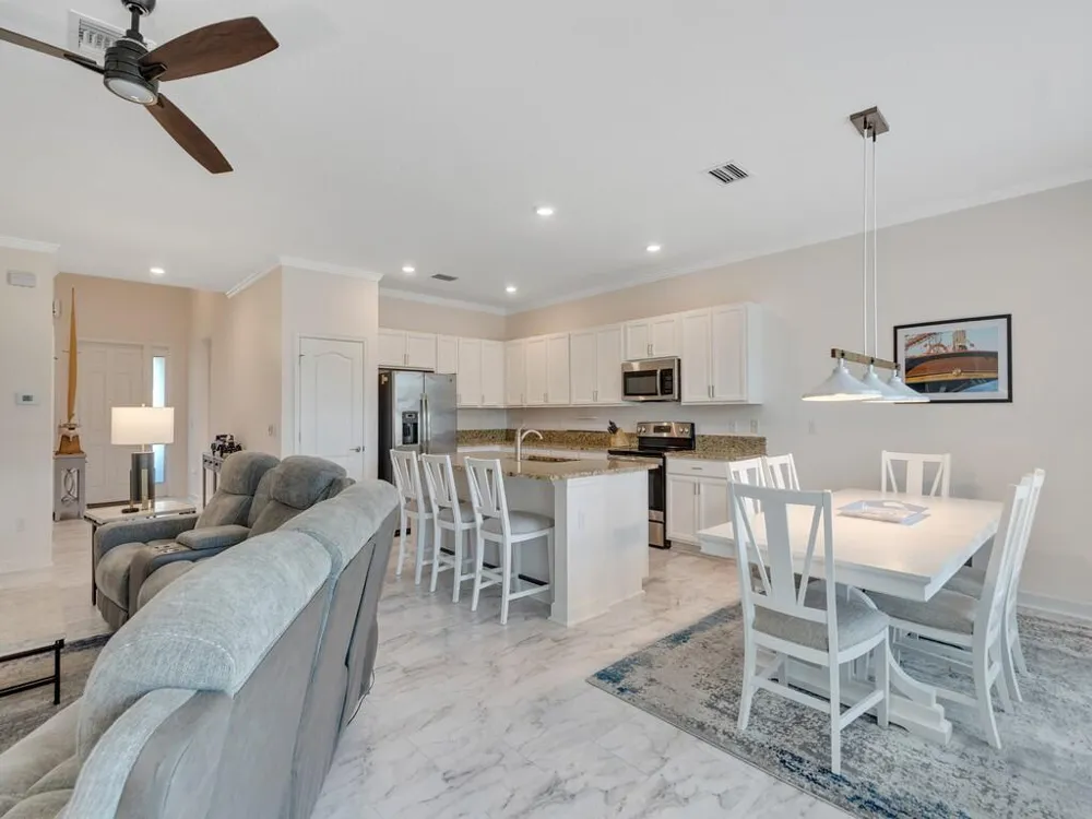 10105 Verona Manor Vero Beach, FL 32966