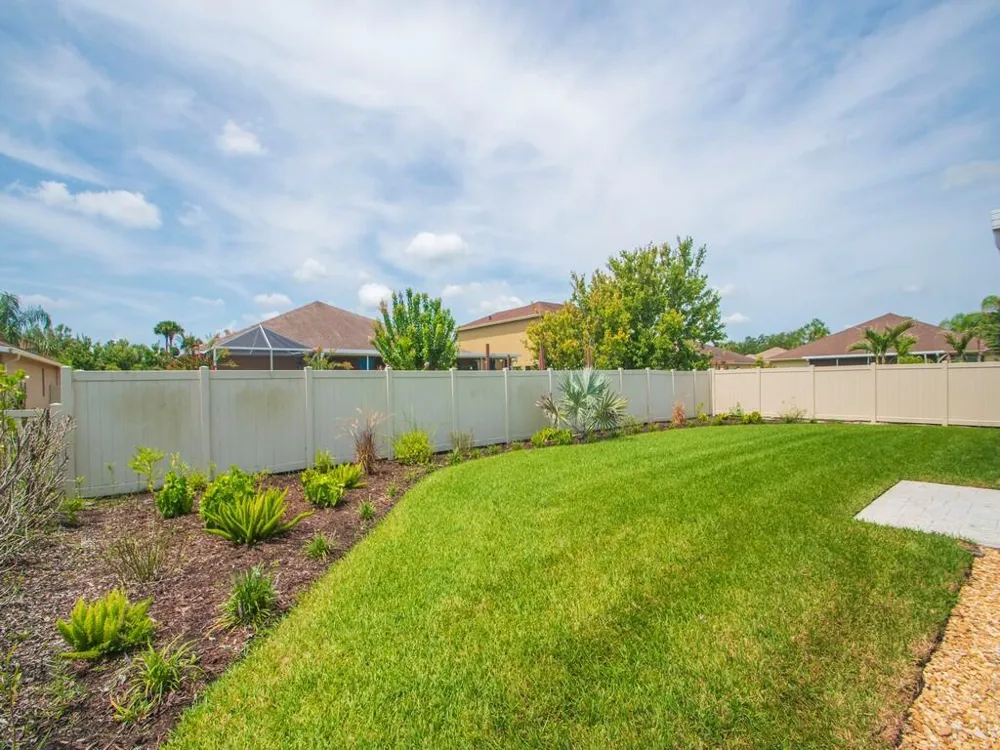 10105 Verona Manor Vero Beach, FL 32966