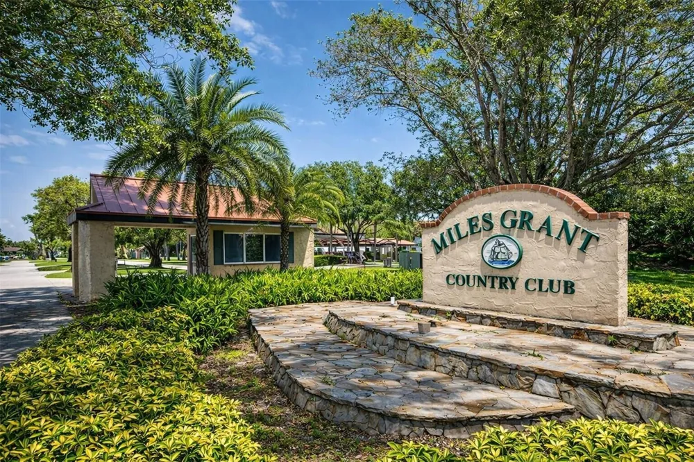 5403 SE Miles Grant Road #H-209 Stuart, FL 34997