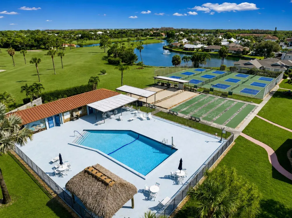 5403 SE Miles Grant Road #H-209 Stuart, FL 34997