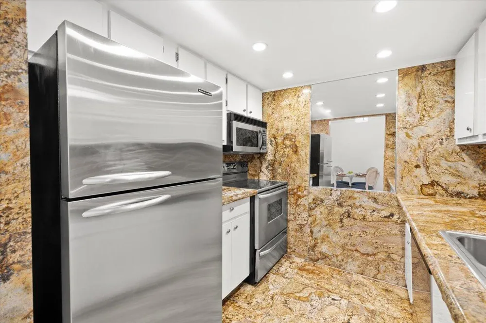 4501 S Ocean Boulevard #F2 South Palm Beach, FL 33480
