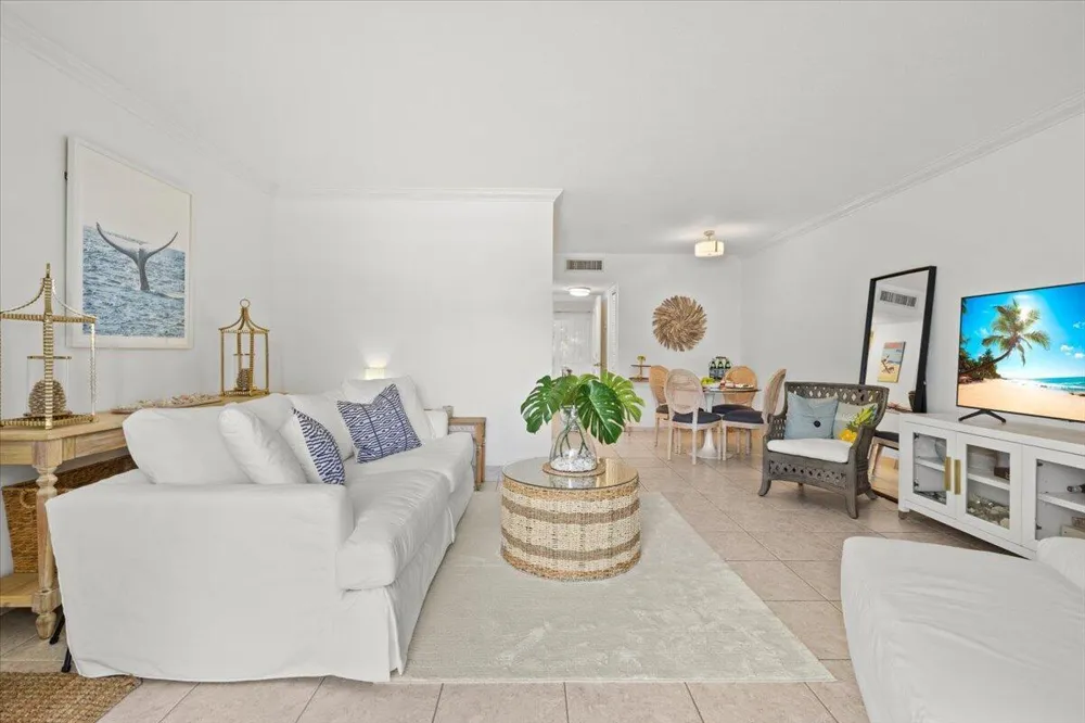 4501 S Ocean Boulevard #F2 South Palm Beach, FL 33480