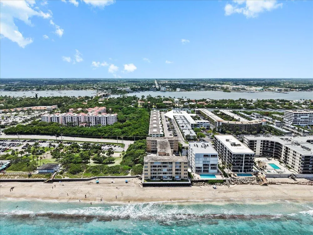 4501 S Ocean Boulevard #F2 South Palm Beach, FL 33480
