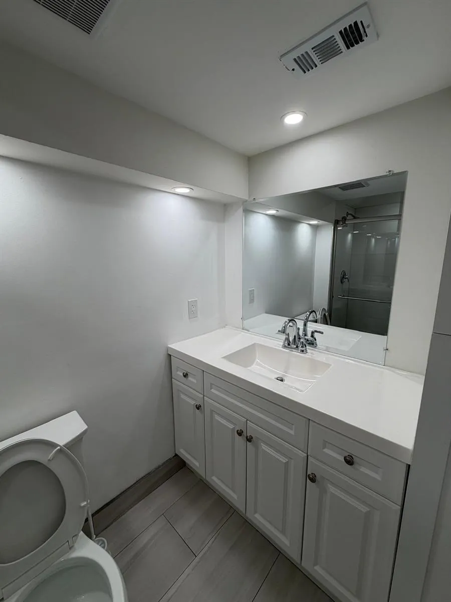 615 S State Road 7 #1d Margate, FL 33068