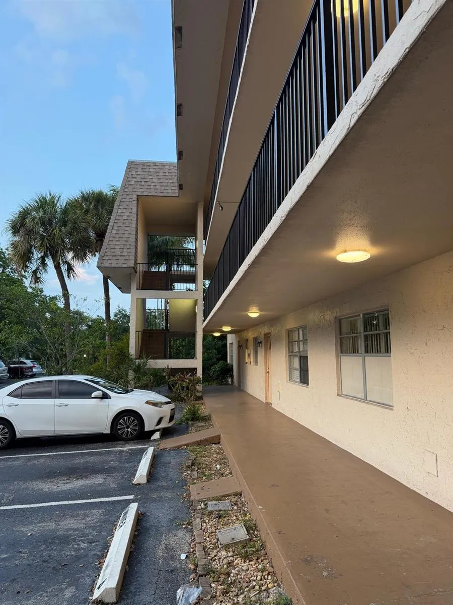 615 S State Road 7 #1d Margate, FL 33068
