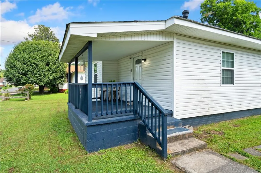 473 Conway Street Dalton, GA 30720