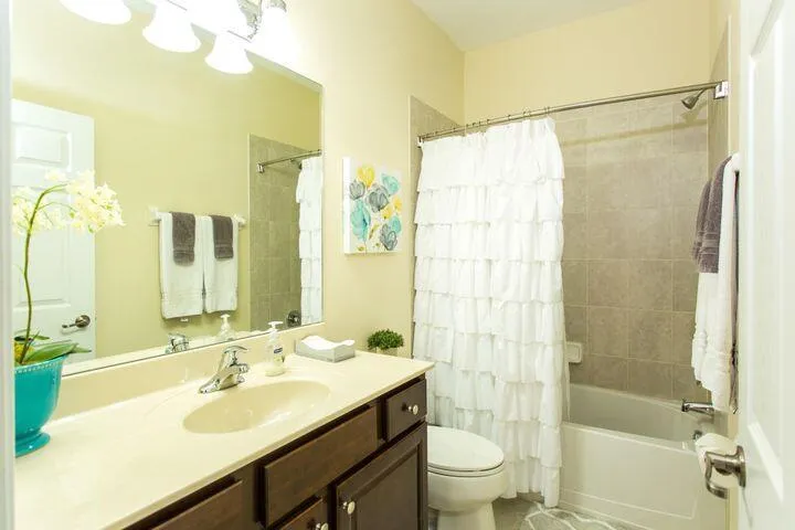 10426 Wellington Parc Drive Wellington, FL 33449