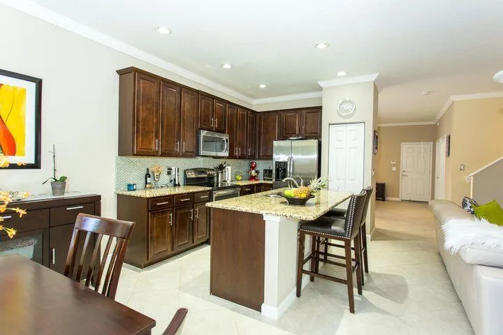 10426 Wellington Parc Drive Wellington, FL 33449