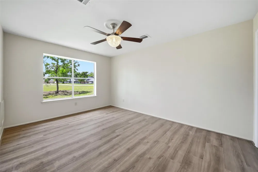 22 Patio Drive Hilltop Lakes, TX 77871