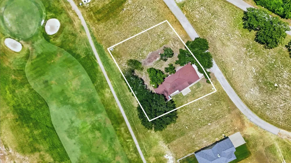 22 Patio Drive Hilltop Lakes, TX 77871