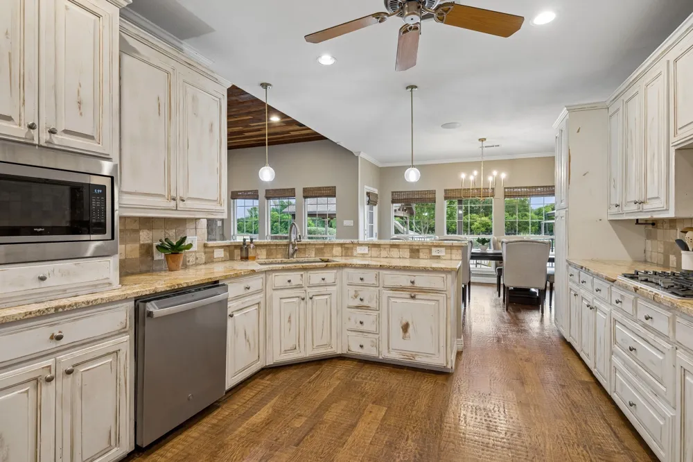 1700 Rock Ridge Road Lucas, TX 75002