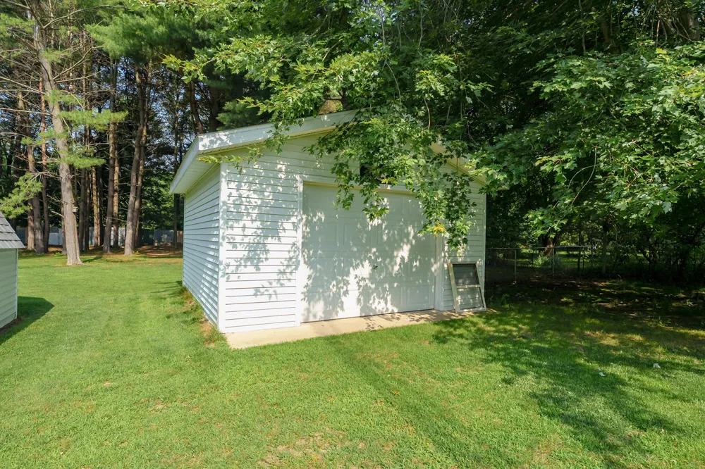 59418 65th Street Hartford Township, MI 49057