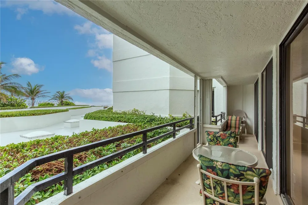 3560 S Ocean Blvd #206 South Palm Beach, FL 33480