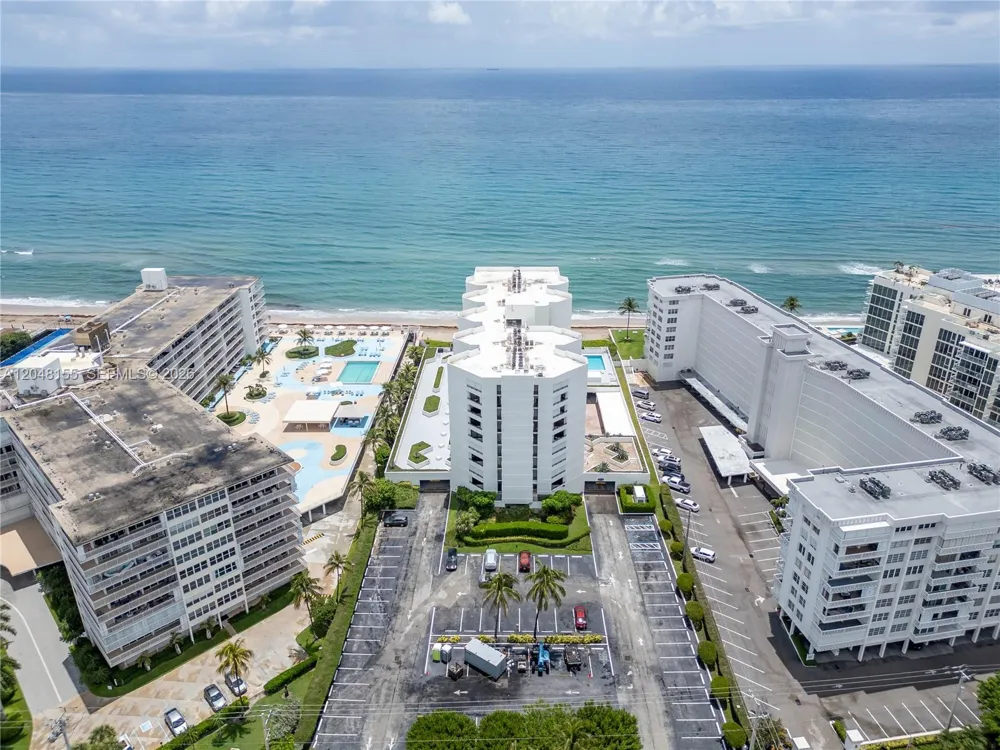 3560 S Ocean Blvd #206 South Palm Beach, FL 33480