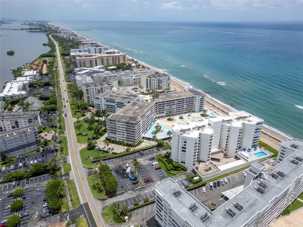 3560 S Ocean Blvd #206 South Palm Beach, FL 33480