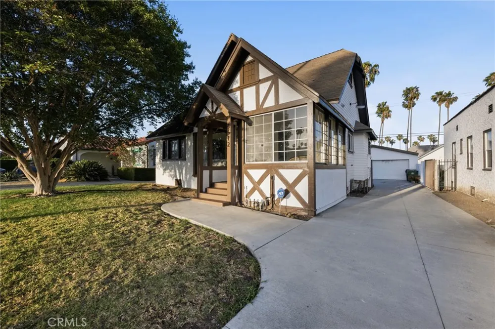 5612 S Rimpau Los Angeles, CA 90043