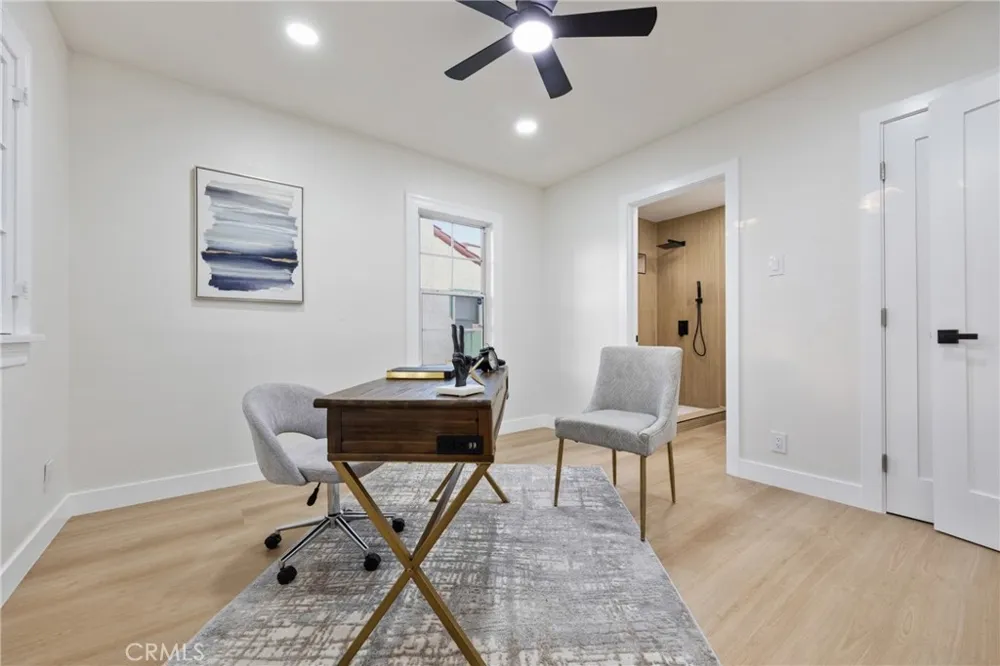 5612 S Rimpau Los Angeles, CA 90043
