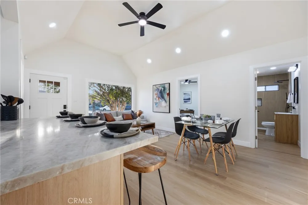 5612 S Rimpau Los Angeles, CA 90043