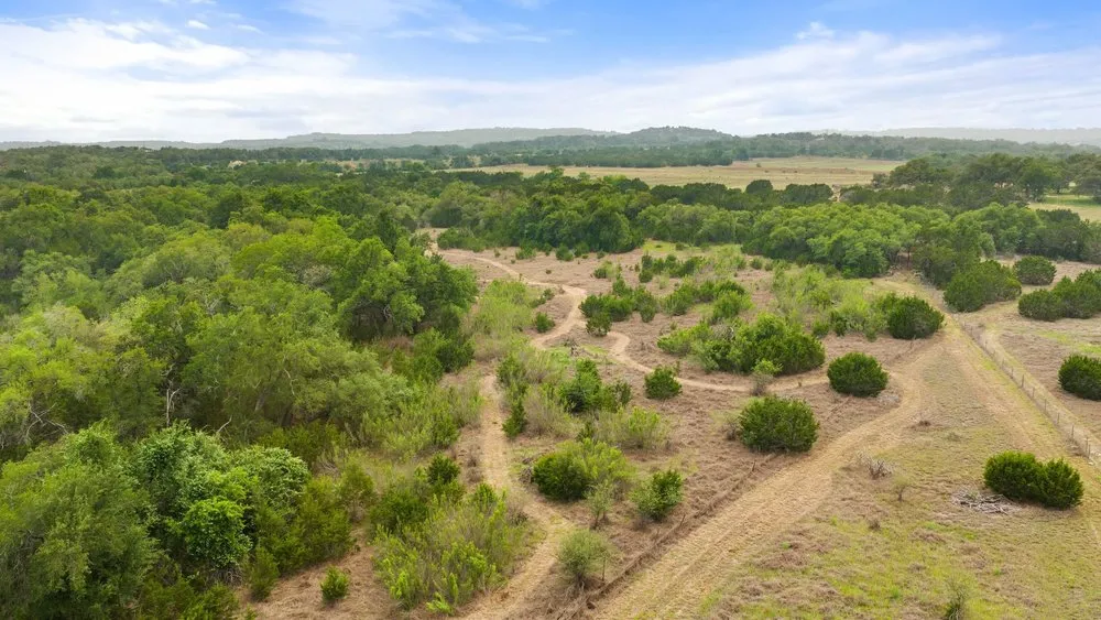 1850 Pursley Road Dripping Springs, TX 78620