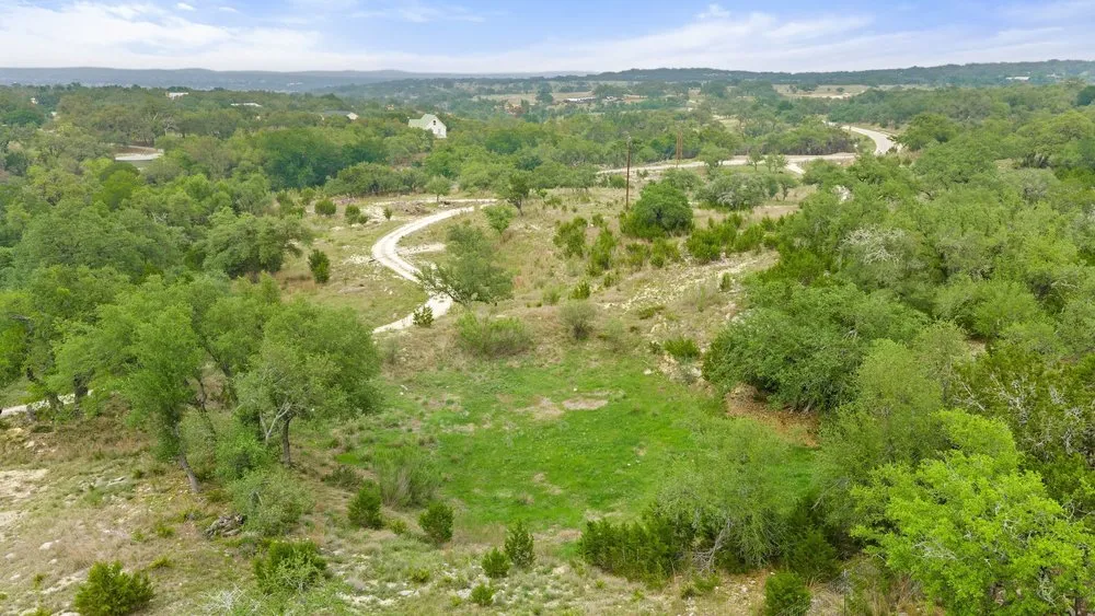 1850 Pursley Road Dripping Springs, TX 78620