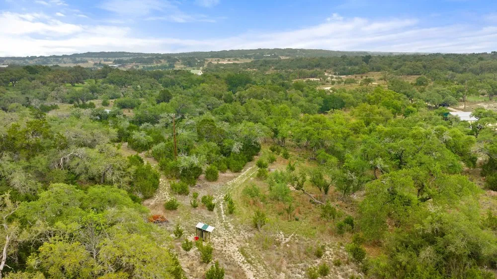 1850 Pursley Road Dripping Springs, TX 78620