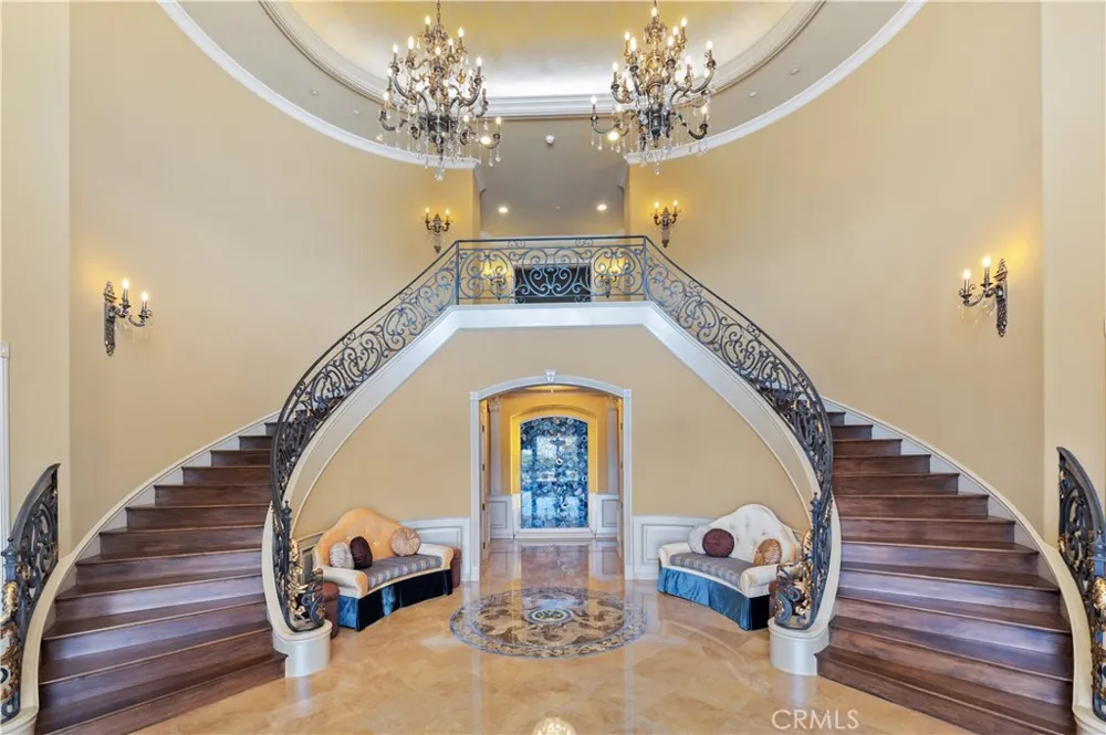 1433 Royal Oaks Bradbury, CA 91008