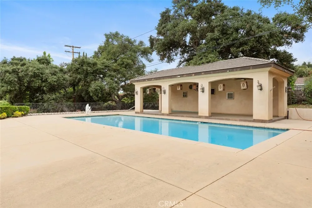 1433 Royal Oaks Bradbury, CA 91008