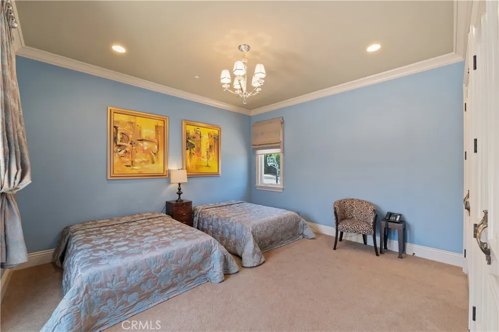 1433 Royal Oaks Bradbury, CA 91008