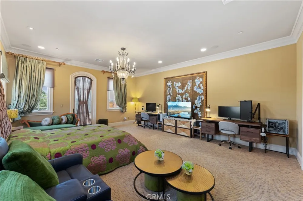 1433 Royal Oaks Bradbury, CA 91008