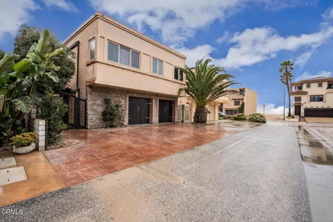 5344 Seabreeze Way