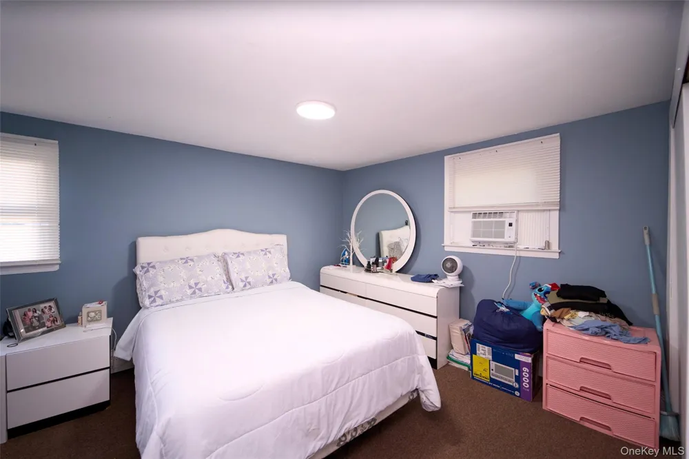 12 Goeller Avenue Huntington Station, NY 11746