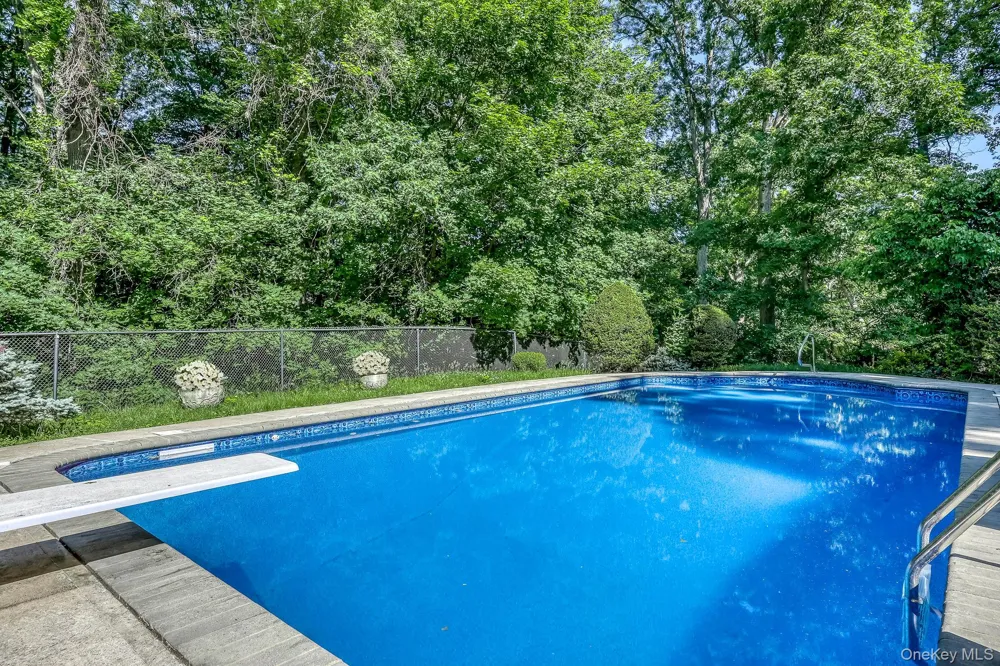 26 River Road Suffern, NY 10901