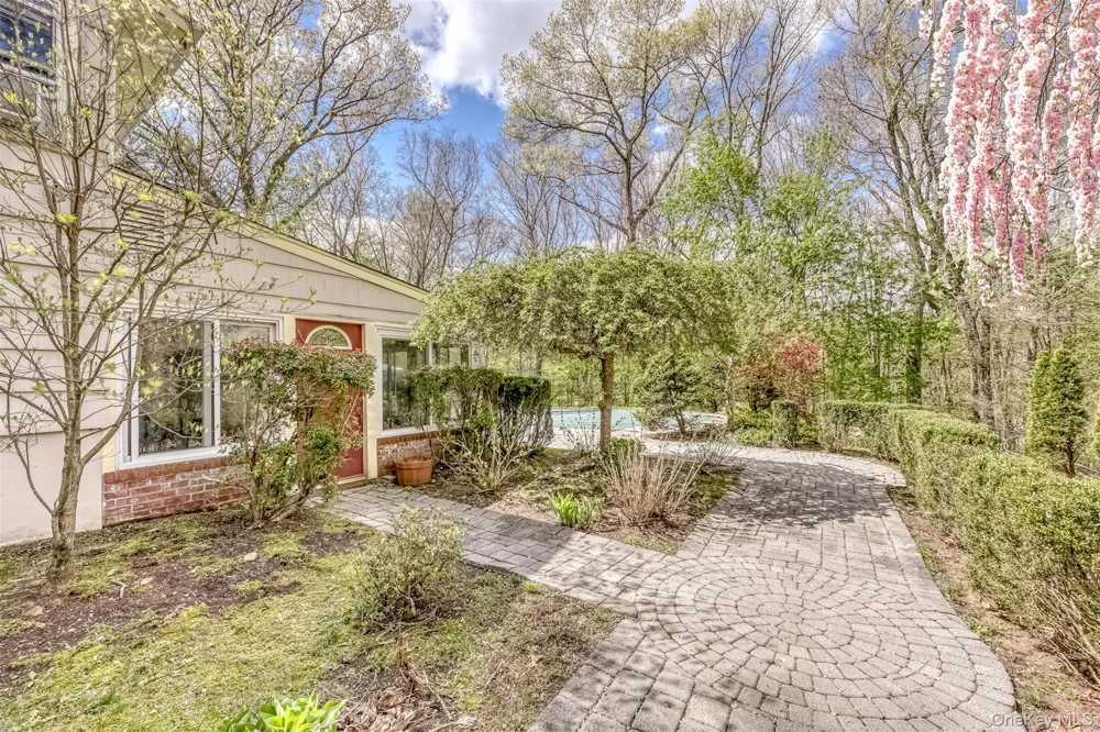 26 River Road Suffern, NY 10901