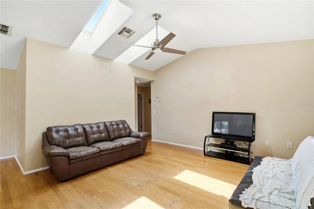 8160 STURBRIDGE COURT #8160 Weeki Wachee, FL 34613