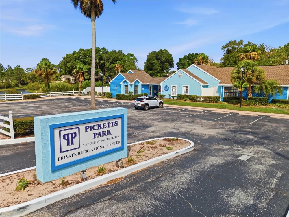 8160 STURBRIDGE COURT #8160 Weeki Wachee, FL 34613