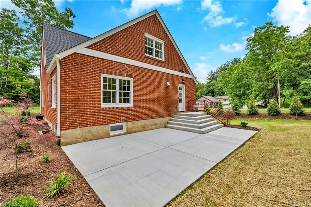 114 Speaks Road West Jefferson, NC 28694