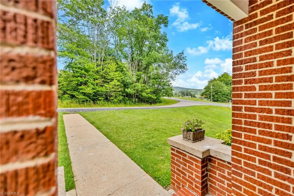 114 Speaks Road West Jefferson, NC 28694