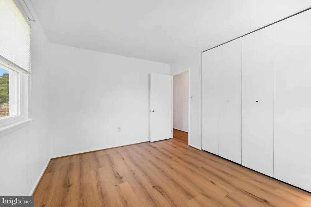 482 KENORA DRIVE Millersville, MD 21108