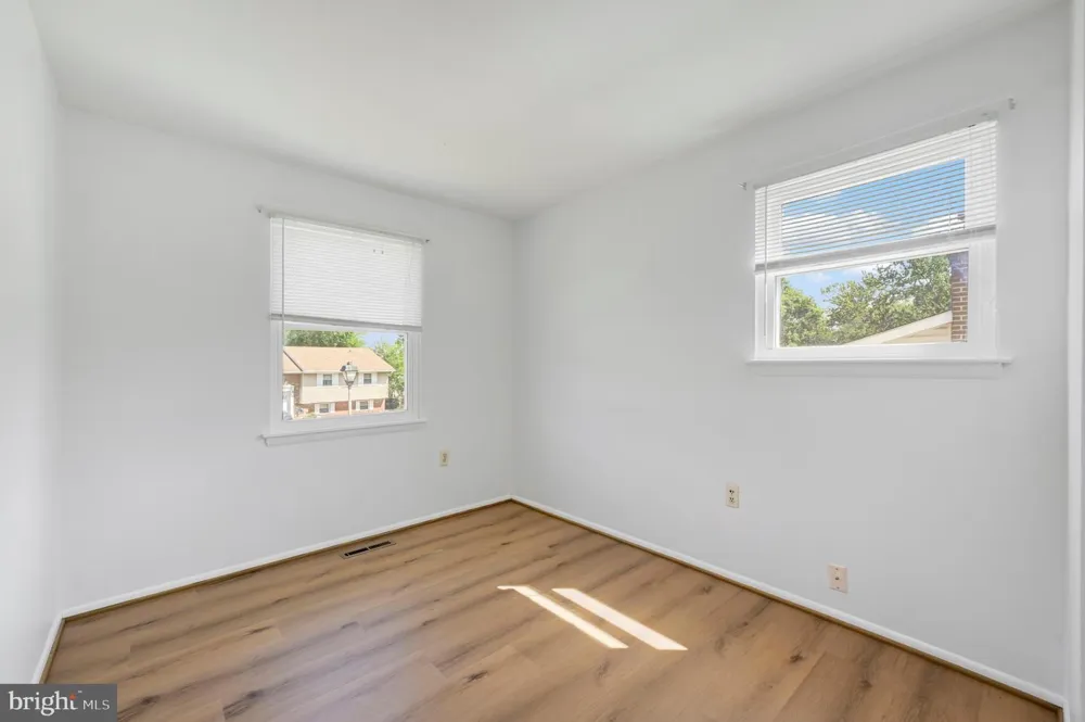 482 KENORA DRIVE Millersville, MD 21108