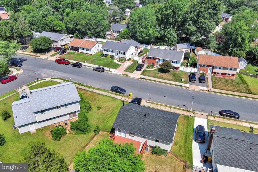 482 KENORA DRIVE Millersville, MD 21108