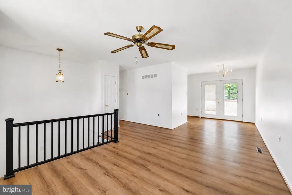 482 KENORA DRIVE Millersville, MD 21108