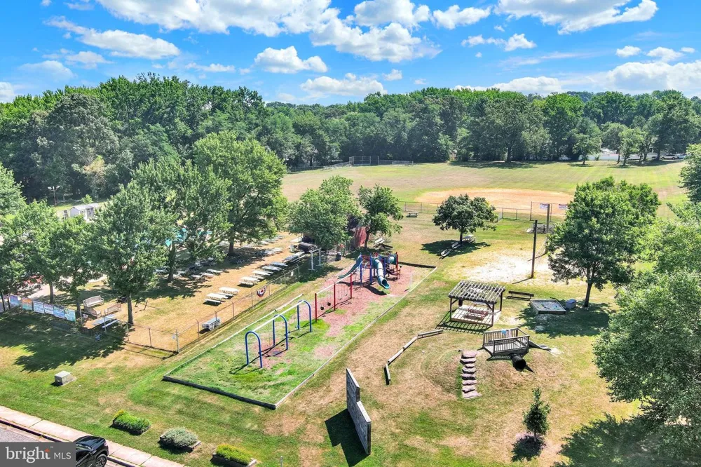 482 KENORA DRIVE Millersville, MD 21108